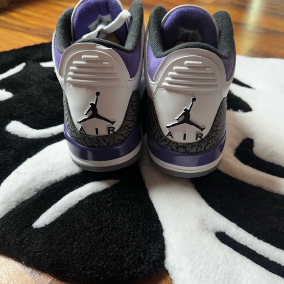 Jordan 3 ‘Dark Iris’ - Picture 3 of 7